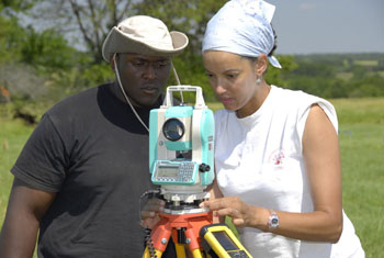 Dr. Anna Agbe-Davies and NSF student Joshua Brown at 2008 field school in New Philadelphia